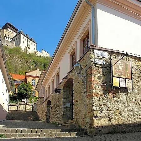 Pod Hradom 3* Trencin