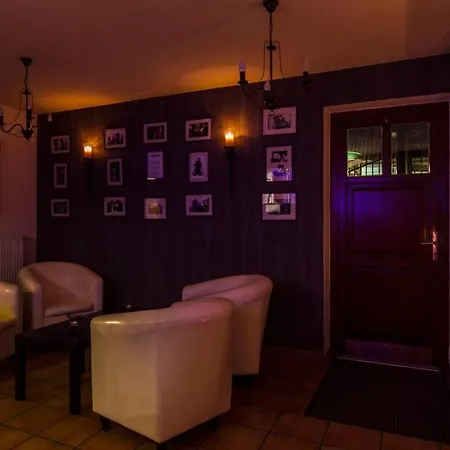 Pod Hradom Hotel