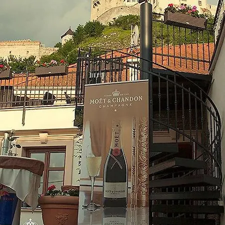 Pod Hradom 3* Trenčín